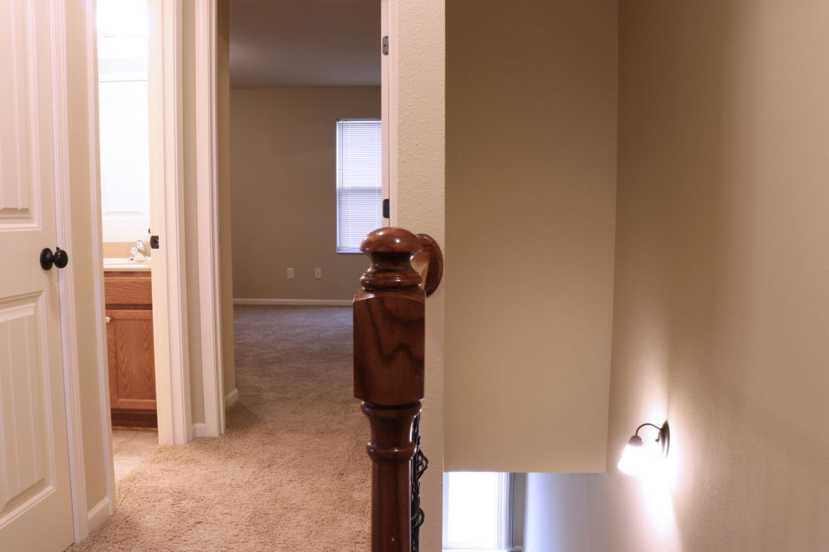 Myrna Manor Kerns Rentals