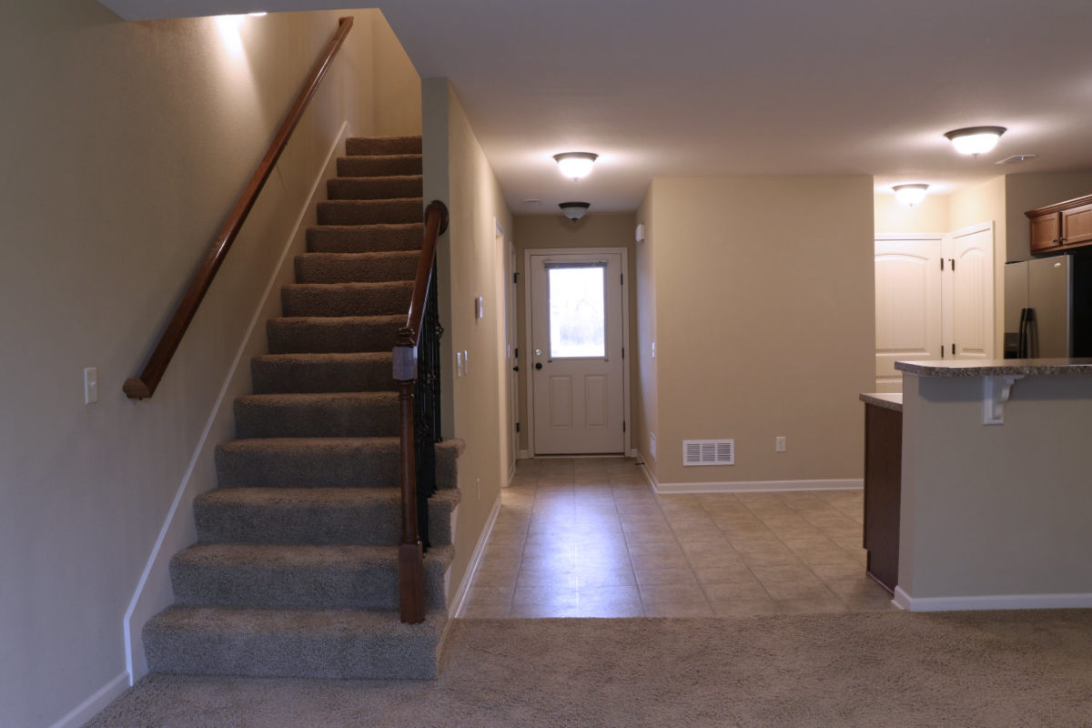 Myrna Manor Kerns Rentals